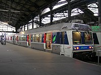 Transilien-Zug im Bahnhof St.-Lazare