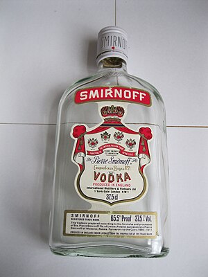 English: Picture of an old Smirnoff Vodka 375m...