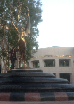 The courtyard and Emmy Award statue at the Academy of Television Arts & Sciences facility on Lankershim The courtyard -- Academy of Television Arts & Sciences.png