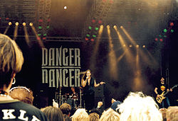 Danger Danger esiintymässä Sweden Rockissa vuonna 2004