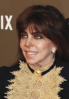 Verónica Castro en compañía en la 4ª Entrega del Premio Iberoamericano de Cine (обрезано) .jpg