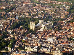 Vista aérea de Iorque com a catedral no centro