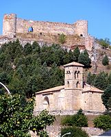 Ermita de Santa Cecilia y castillo de Aguilar de Campoo.