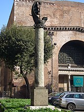 Column dedicated to Paris in Rome Castro Pretorio - Colonna di Parigi alle Terme di Diocleziano 1010023.JPG