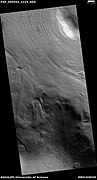 Vista ancha de lengua-shaped glaciar y lineated el valle llena, cuando visto por HiRISE bajo HiWish programa