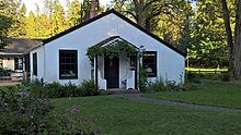 Earl and Elise McWhirter Farm (Hutcheson Homestead).jpg