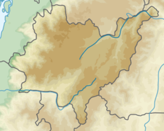 Mapa konturowa Azuay, blisko centrum u góry znajduje się punkt z opisem „Cuenca”