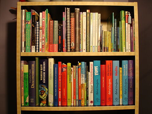 German American Kids Bookshelf