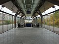 Innenansicht der Überdachung des Abganges Fred-Zinnemann-Platz der Haltestelle Wien St. Marx (2011)