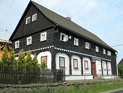 Maison en bois à Horní Police.