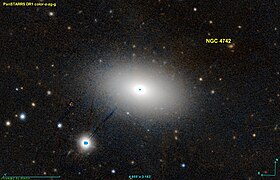 Image illustrative de l’article NGC 4742