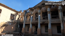 Destroyed palace of culture in Kherson Palace of Culture of Oil Workers in Kherson after Russian drone attack, 2023-07-19 (01).png