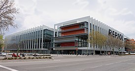Repsol headquarters (Madrid) 03.jpg