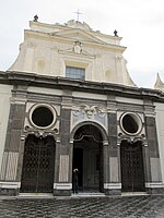 Fassade der Kirche der Certosa di San Martino