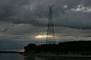 Torni Okajoen rannalla.