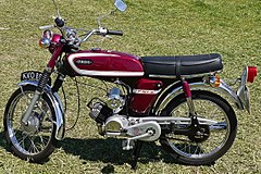 Dolĉaĵo 16 Bebelecaj.
Yamaha FS1E.
- Flickr - irlandano - Lumix.jpg