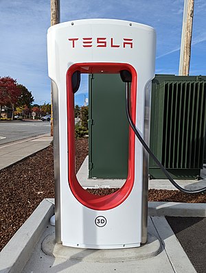 Tesla Supercharger station, West Hillsdale Blvd, San Mateo 4