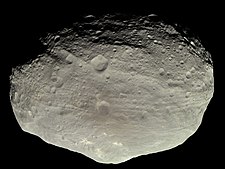 Vesta in natural color (cropped).jpg