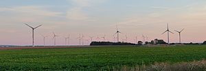 Windpark Werder/Kessin aus Richtung Nordosten (im Hintergrund Windpark Altentreptow-Ost)