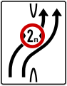 505-22 Überleitungstafel; Darstellung ohne Gegenverkehr und mit integriertem Zeichen 264 StVO auf Autobahnen: zweistreifig nach rechts