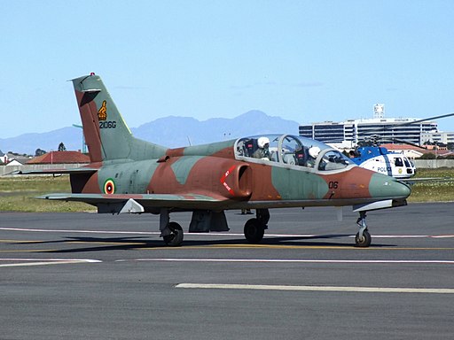 Zimbabwe AF K-8 2106G (2) (6923392393)