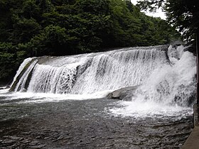 滑津大滝