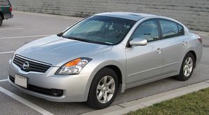 2007 Nissan Altima 2.5S photographed in USA.