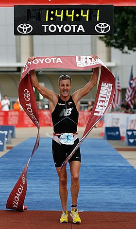 Greg Bennett gewinnt das Finale der Lifetime Triathlon US Open Series in Dallas (2007)