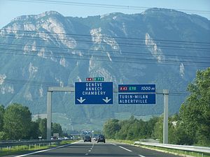 Az A41-es és az A43-as autópálya találkozása Chambéry közelében (Franciaország)