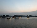 14: Halong Bay, vistas del atardecer desde el Barco