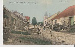 Heuilley-Cotton, la rue principale