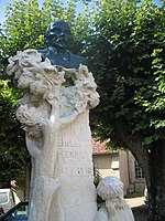 Buste de Jules Renard[71],[72]