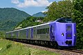 The KiHa 261-5000 series "Lavender" set in June 2022