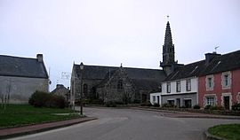 The parish church of Saint-Théleau and surrounding buildings