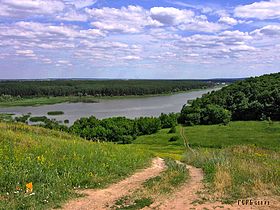 Вид с правого берега водохранилища в Восточном округе Белгорода