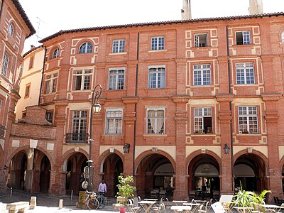 Plaza nacional de Montauban.