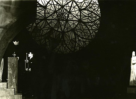 Scenbild ur Processen på Helsingborgs stadsteater 1964.