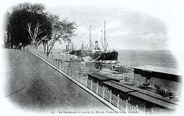 Quais de Trois-Rivieres, vers 1910.