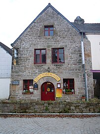 La taverne des Trois Marchands.