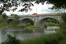 Tweed bridge at Kelso - geograph.org.uk - 1351384.jpg