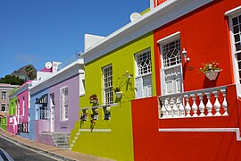 Casele colorate din cartierul Bo-Kaap din centrul orașului