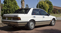 1989 Nissan U12 Pintara Ti sedan