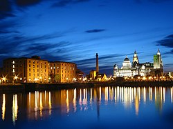 Albert dock at night.jpg