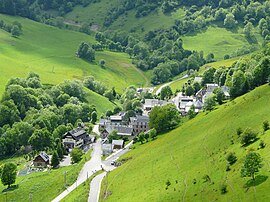 Bourg-d'Oueil village.jpg