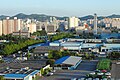 Paisaje industrial en Corea del Sur (GM Daewoo en Bupyeong-gu).