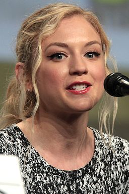 Emily Kinney 2014 Comic Con (cropped)