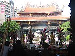 艋舺龍山寺（台湾、台北市）。「銅鑄龍柱」と呼ばれる、台湾唯一の銅製の龍柱がある