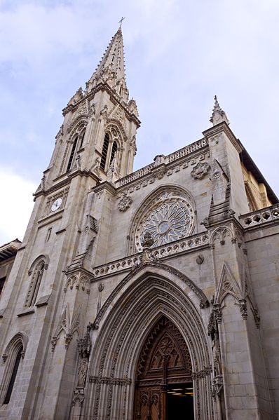 File:Iglesia Catedral de Santiago.jpg