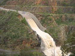 Kangaroo Creek Spillway (2005-11-09).jpg