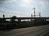 越谷貨物ターミナル駅構内を横断する相生陸橋